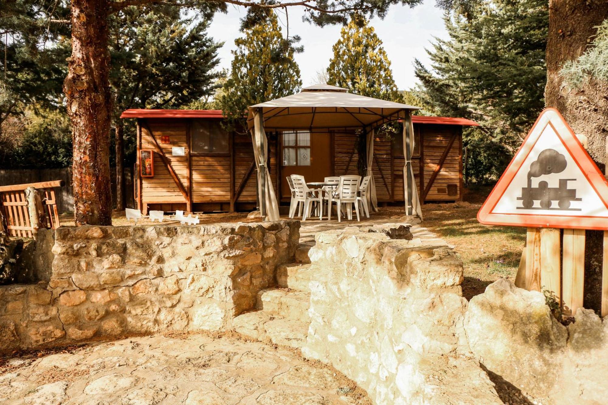 Camping Castillo De Loarre Exterior foto