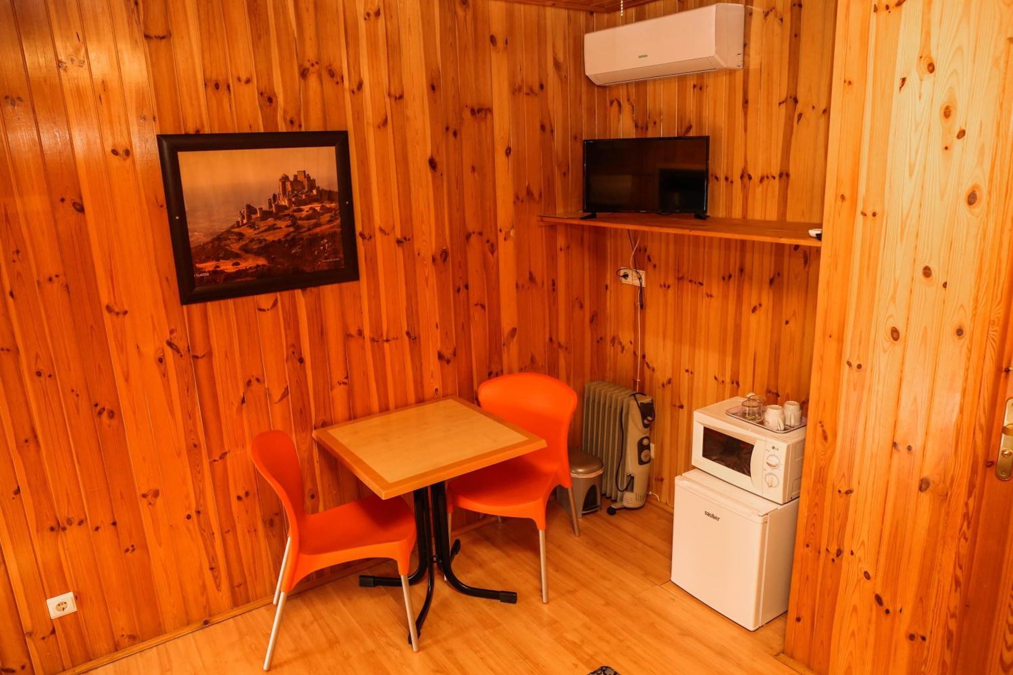 Camping Castillo De Loarre Exterior foto